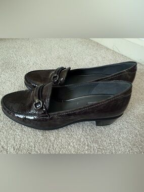 Ecco Patent Leather Loafers Womens Size 38/7-7.5 Brown Slip On Horsebit Comfort